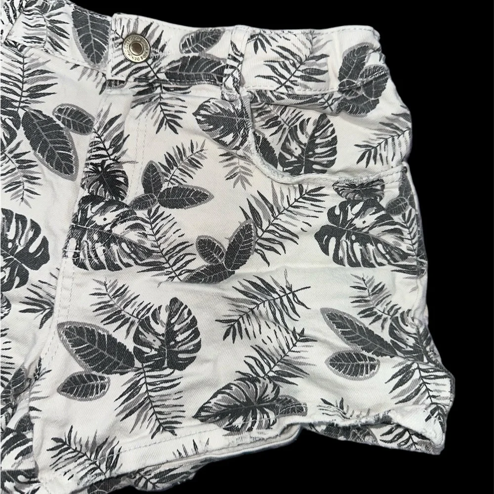Zara Kid’s Jean Shorts - Picture 3 of 10